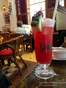 Singapore-Sling-Raffles-Hotel-cZabransky